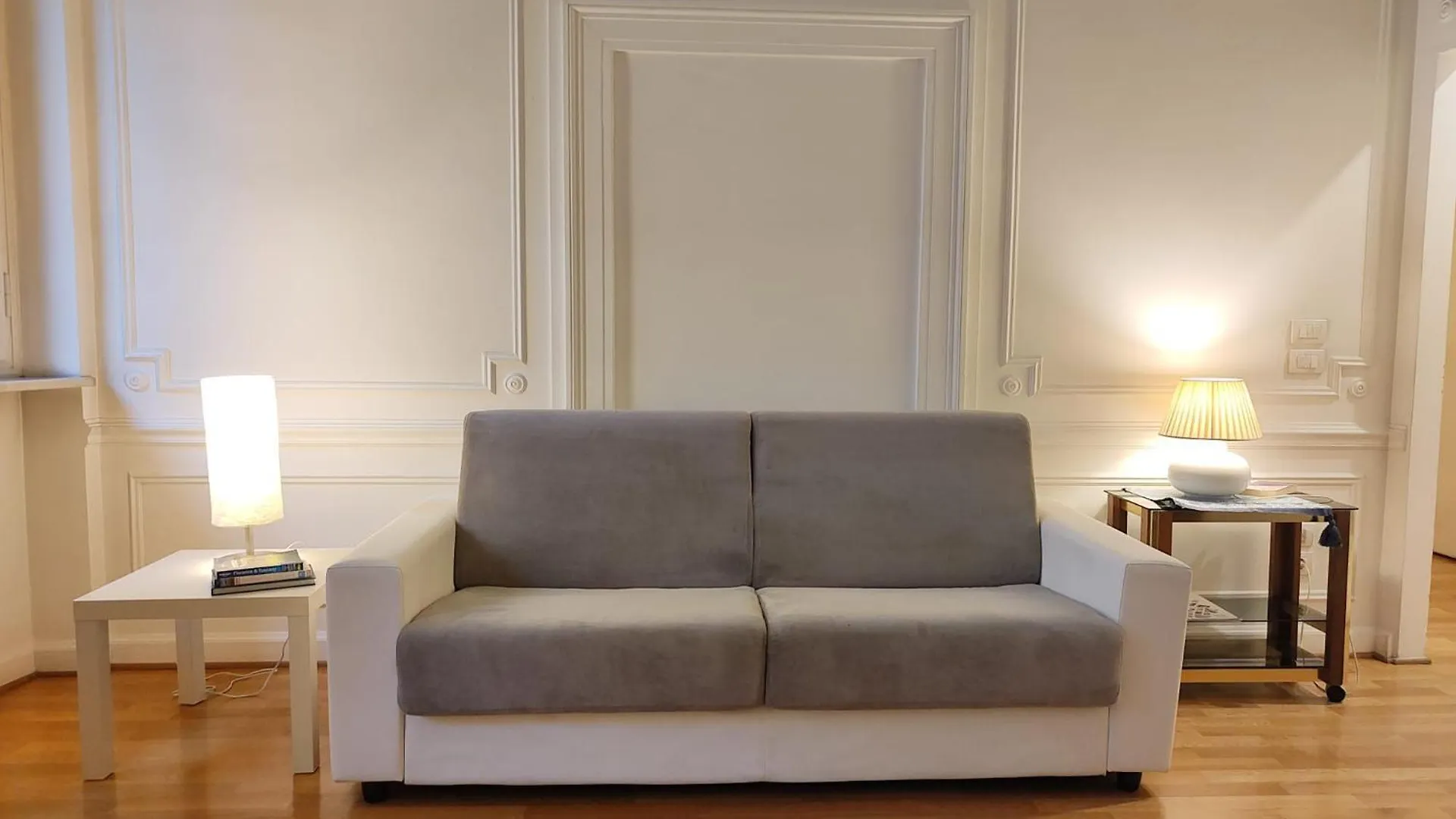 Finardi Apartment Florence