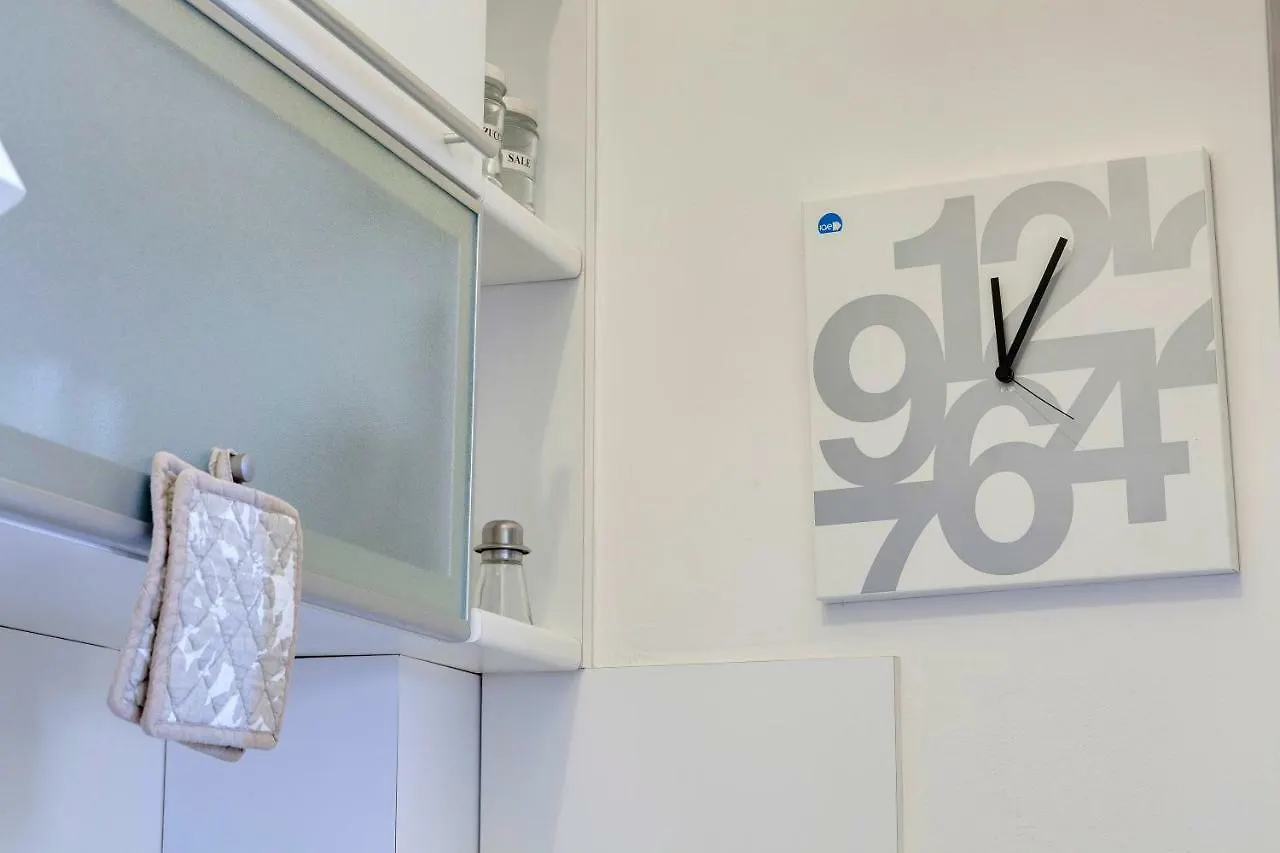 Finardi Apartment Florence