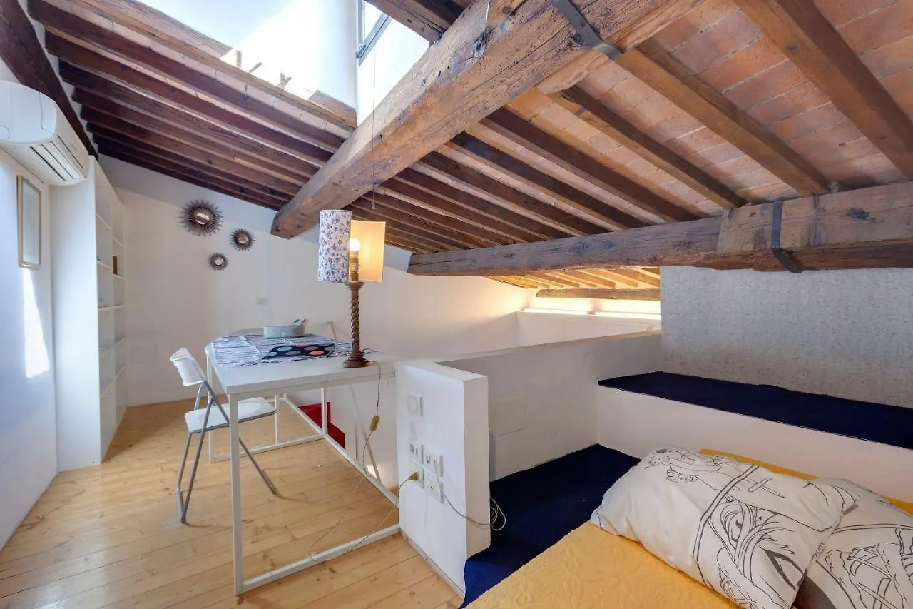Finardi Apartment Florence Italy